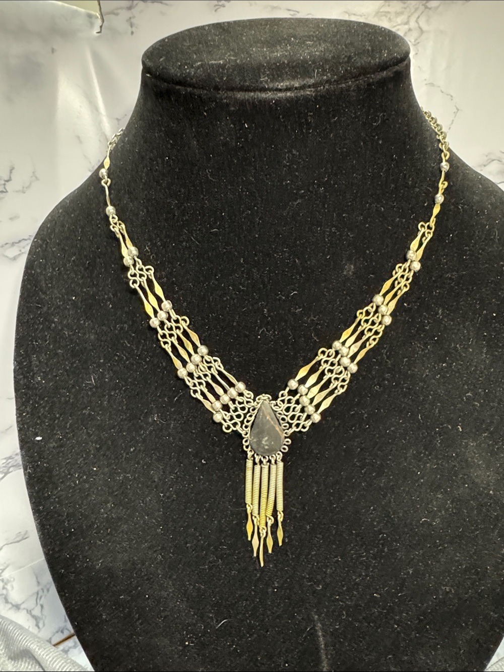 VTG Source Unknown Gold-Tone Multi Strand Teardrop Fringe Necklace